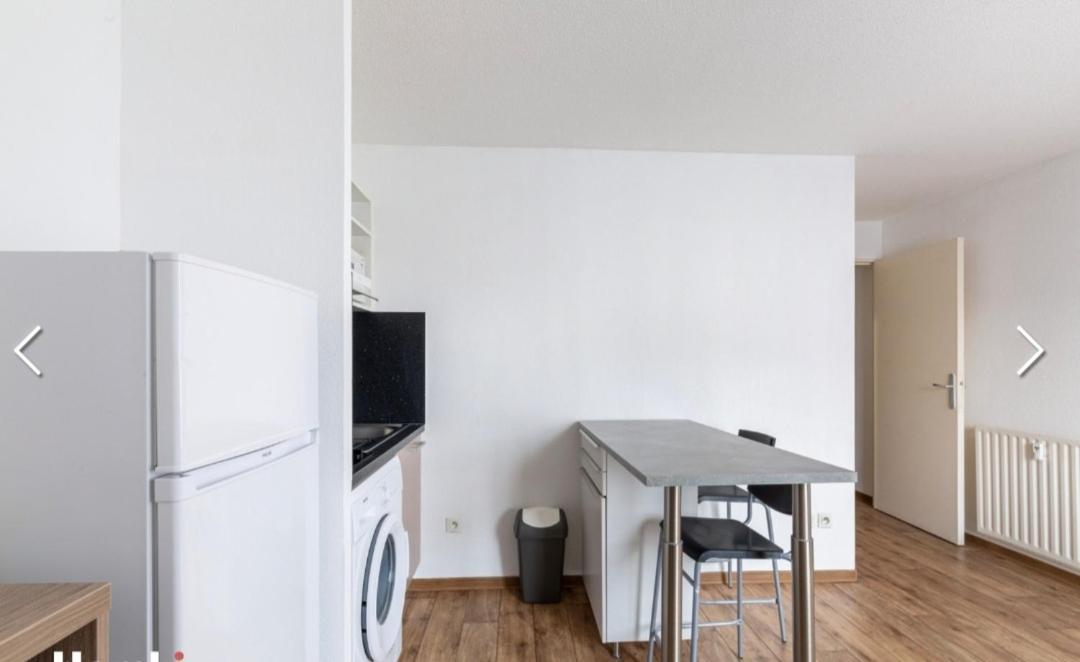 Studio Refait A Neuf Apartment Frejus Ngoại thất bức ảnh