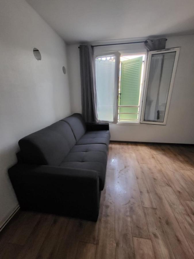 Studio Refait A Neuf Apartment Frejus Ngoại thất bức ảnh