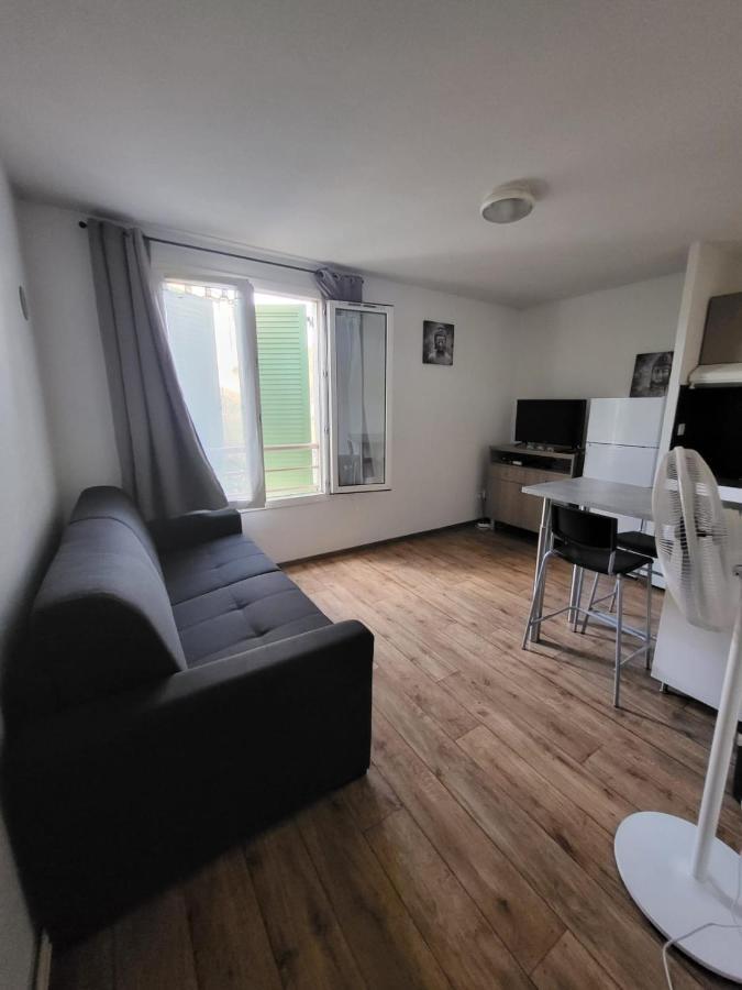 Studio Refait A Neuf Apartment Frejus Ngoại thất bức ảnh